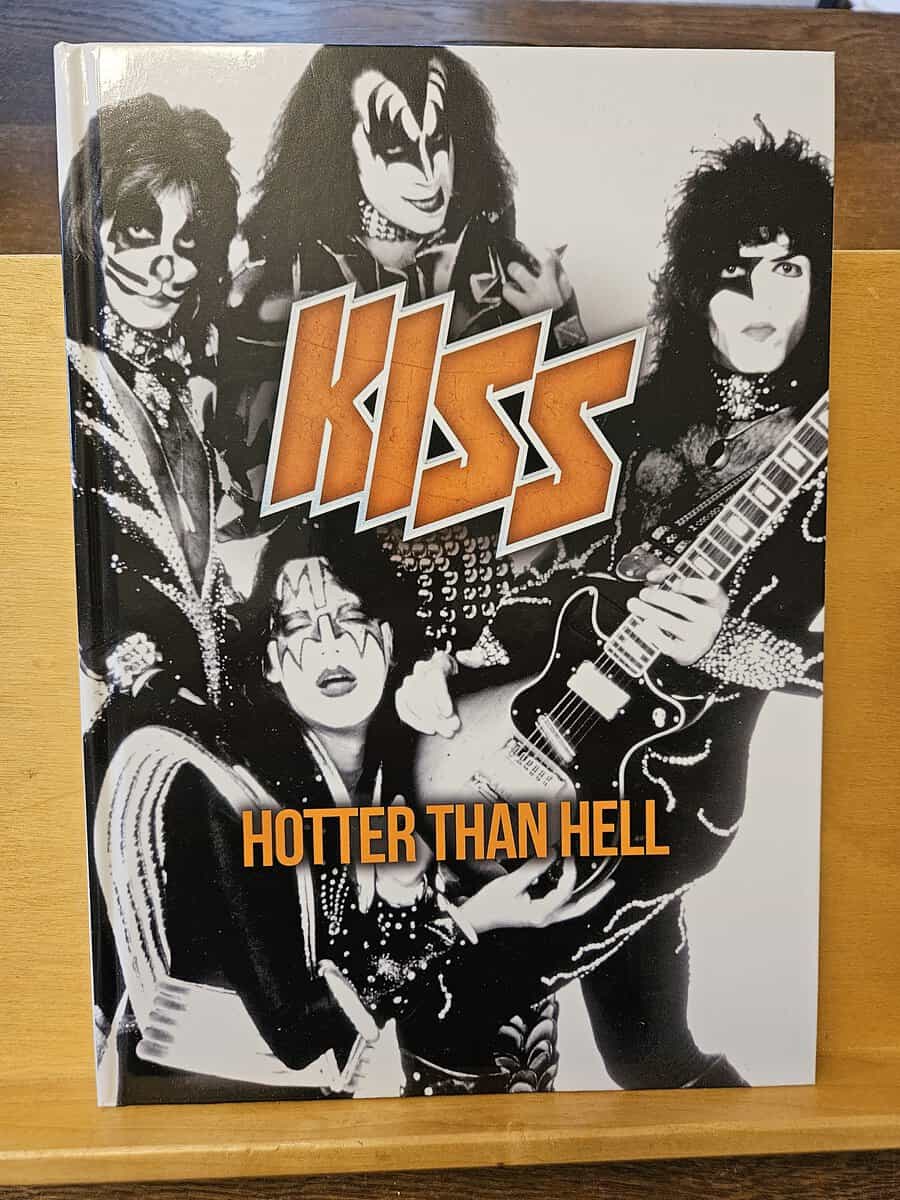 Matt Villa : KISS