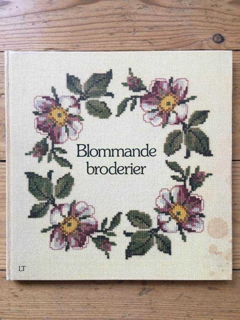 Mattill, Ewa ; Wallgren, Olof ; Föreningen för svensk hemslöjd : Blommande broderier