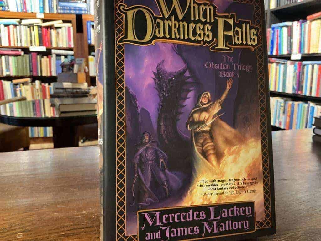 Mercedes Lackey : When darkness falls
