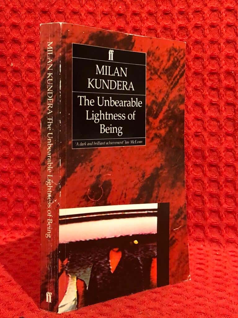 Milan Kundera : The Unbearable Lightness of Being
