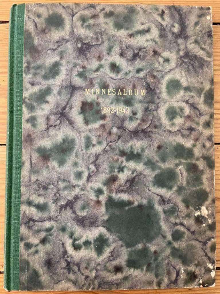 Minnesalbum från fribaptistsamfundets missionsarbete i Afrika under femtio år 1892-1942