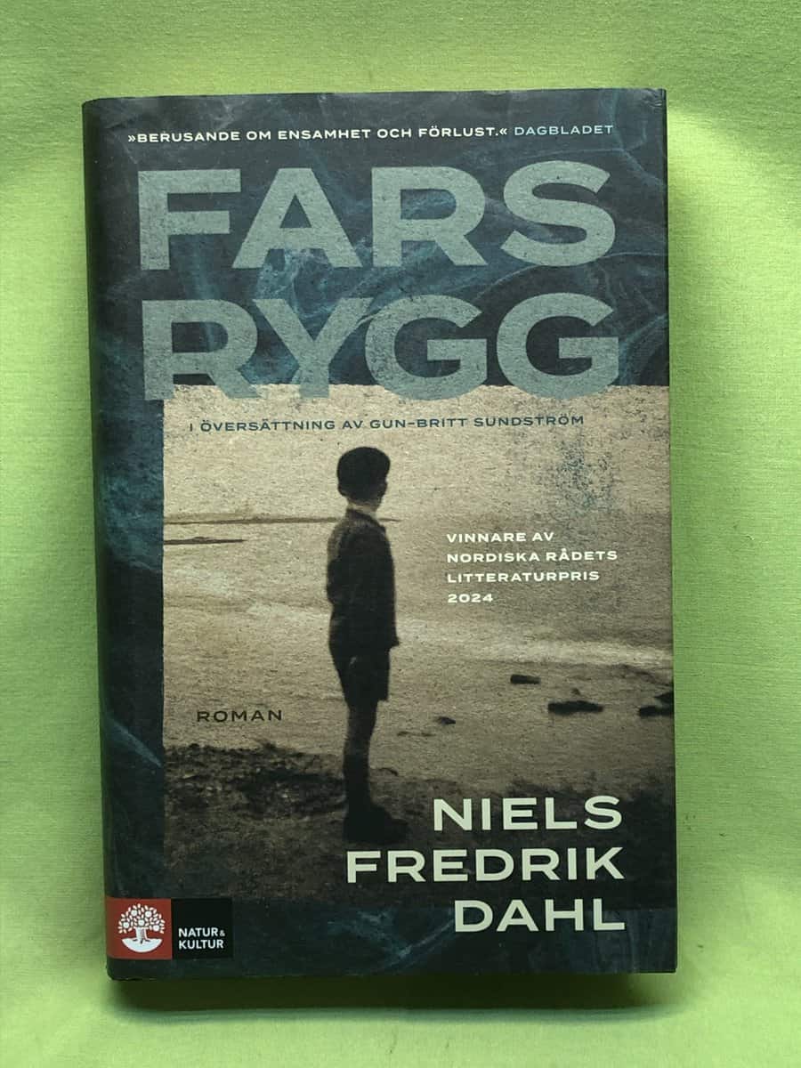 Niels Fredrik Dahl : Fars rygg