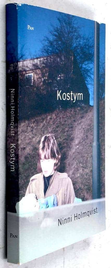 Ninni Holmqvist : Kostym