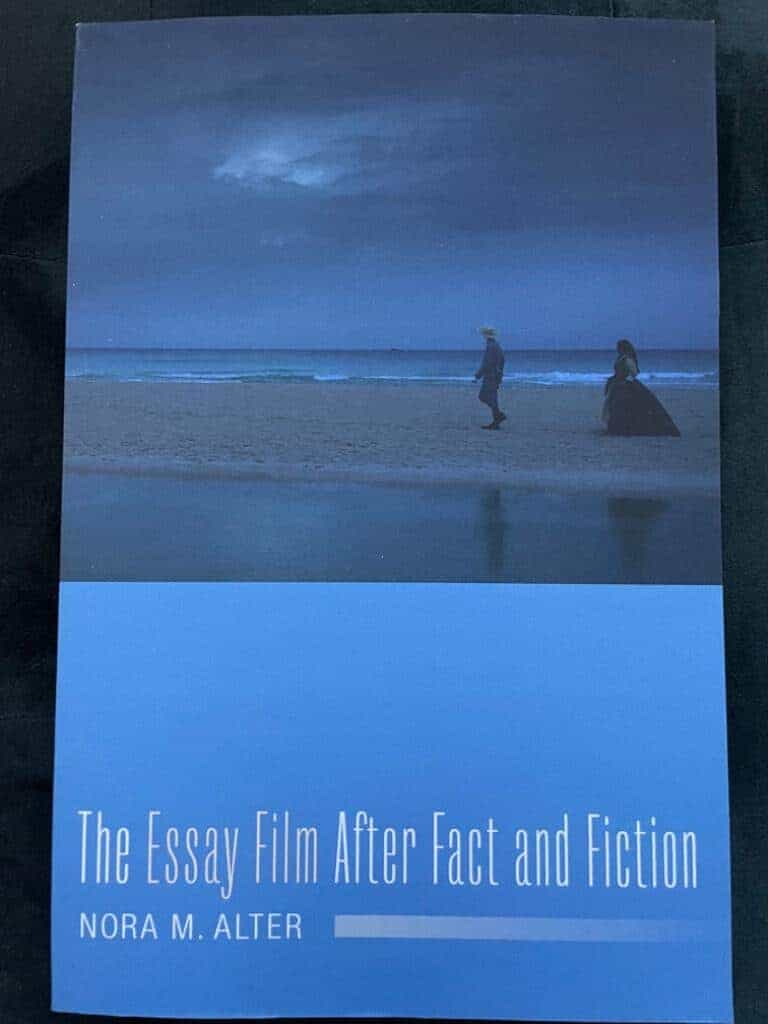 Nora M. Alter : The Essay Film After Fact and Fiction (Film and Culture Series)