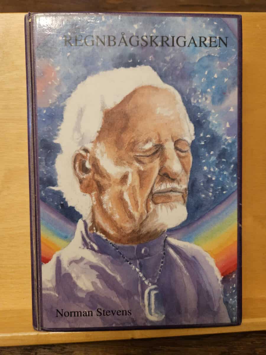 Norman Stevens : Regnbågskrigaren
