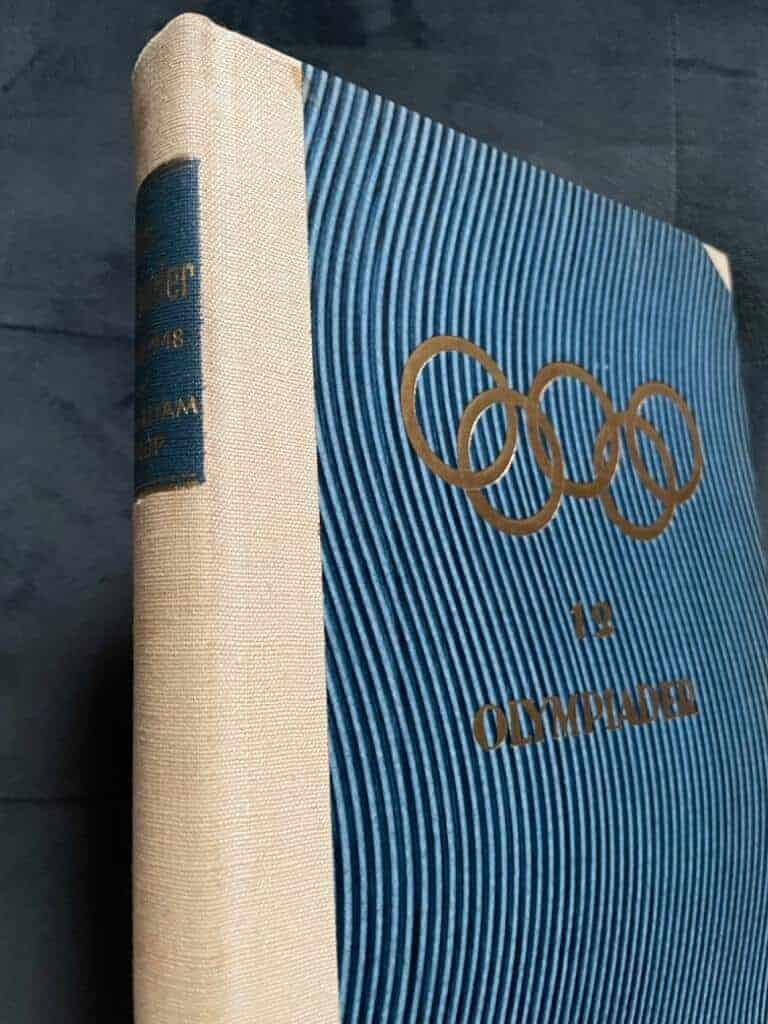 Nycop,,Carl-Adam : 12 Olympiader. Olympisk kavalkad från 1896 till 1948