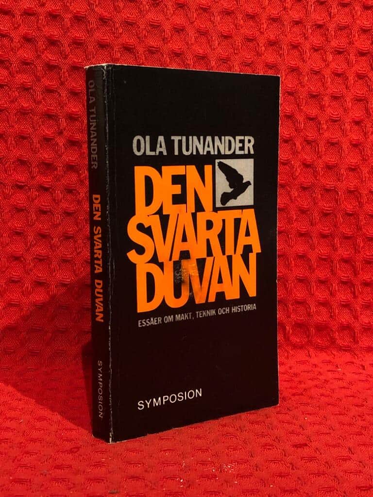 Ola Tunander : Den svarta duvan
