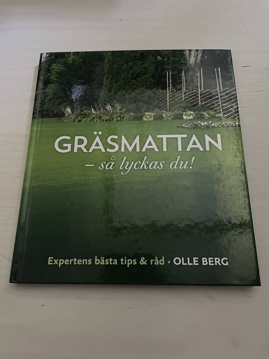 Olle Berg : Gräsmattan