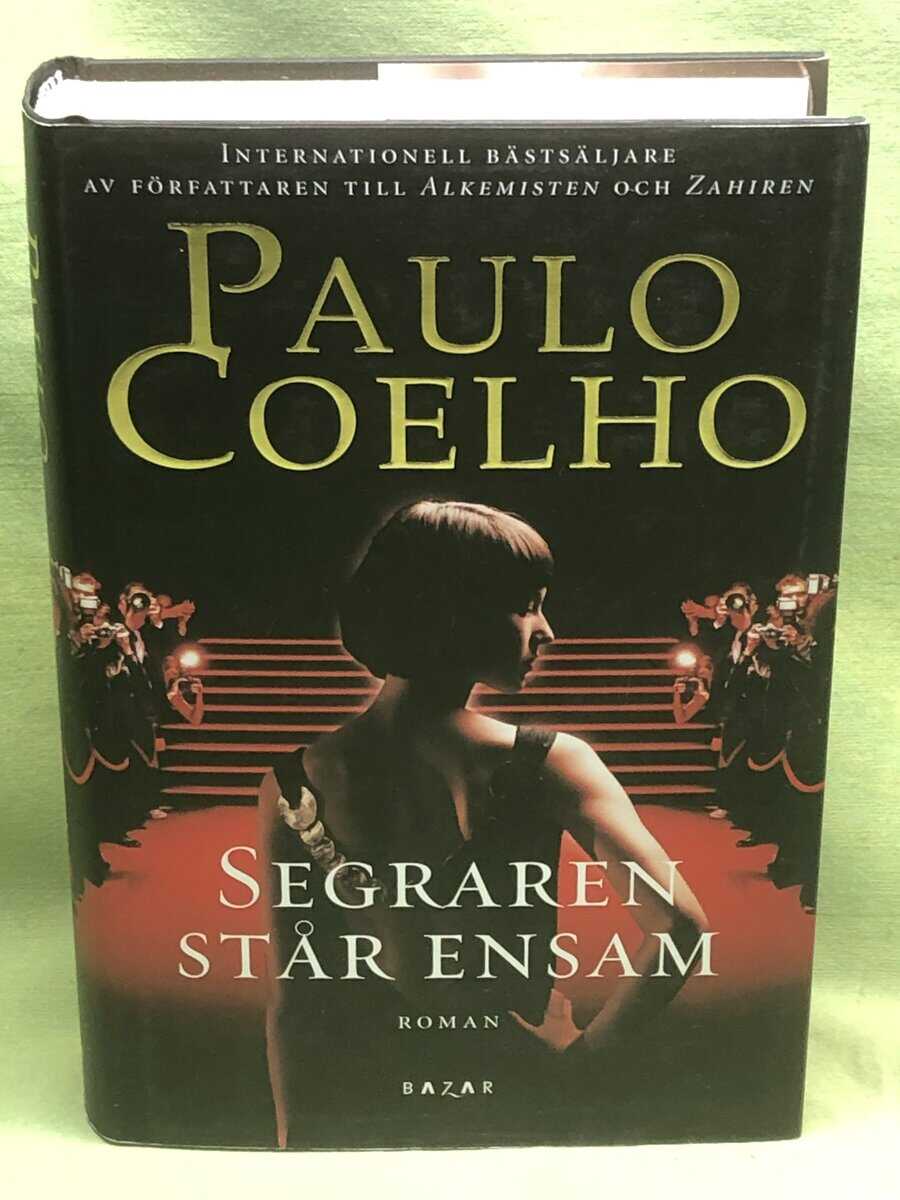 Paulo Coelho : Segraren står ensam