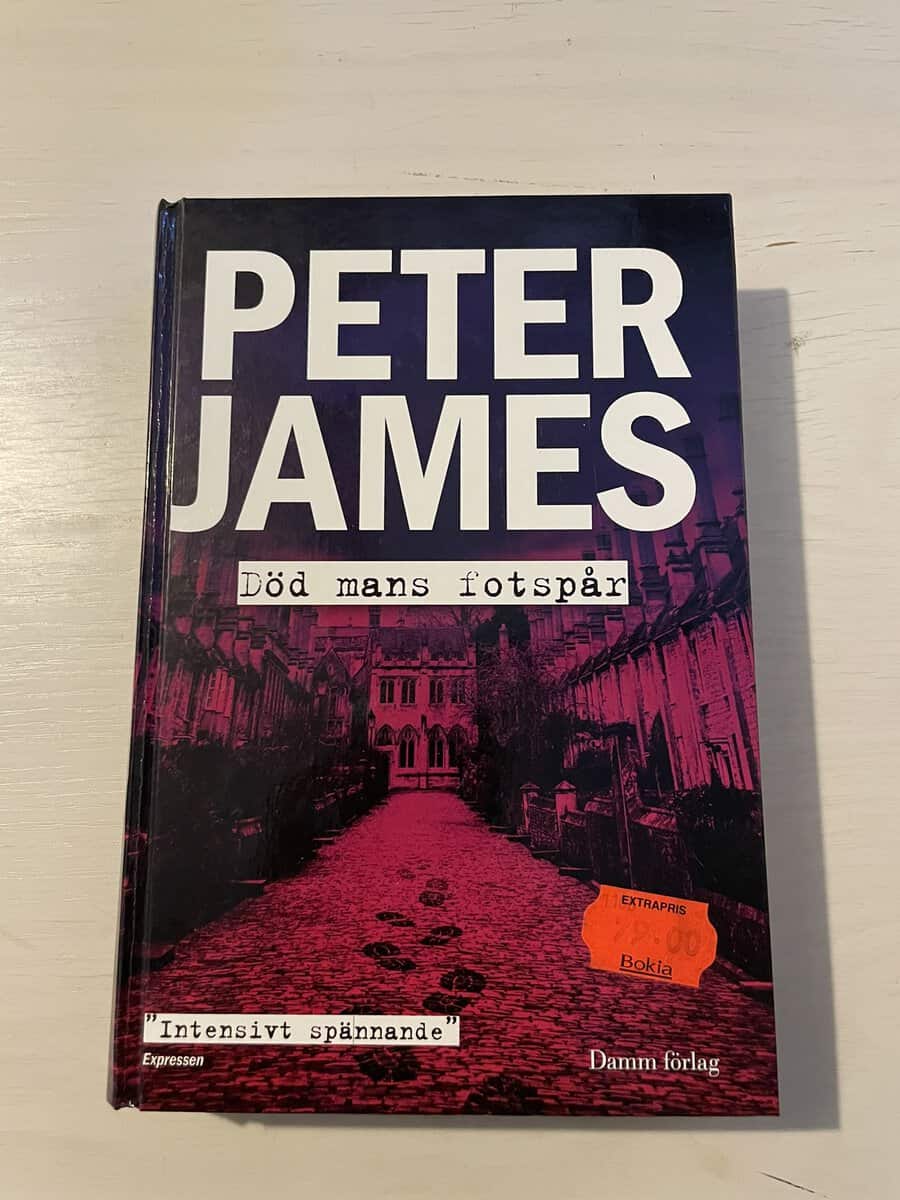 Peter James : Död mans fotspår