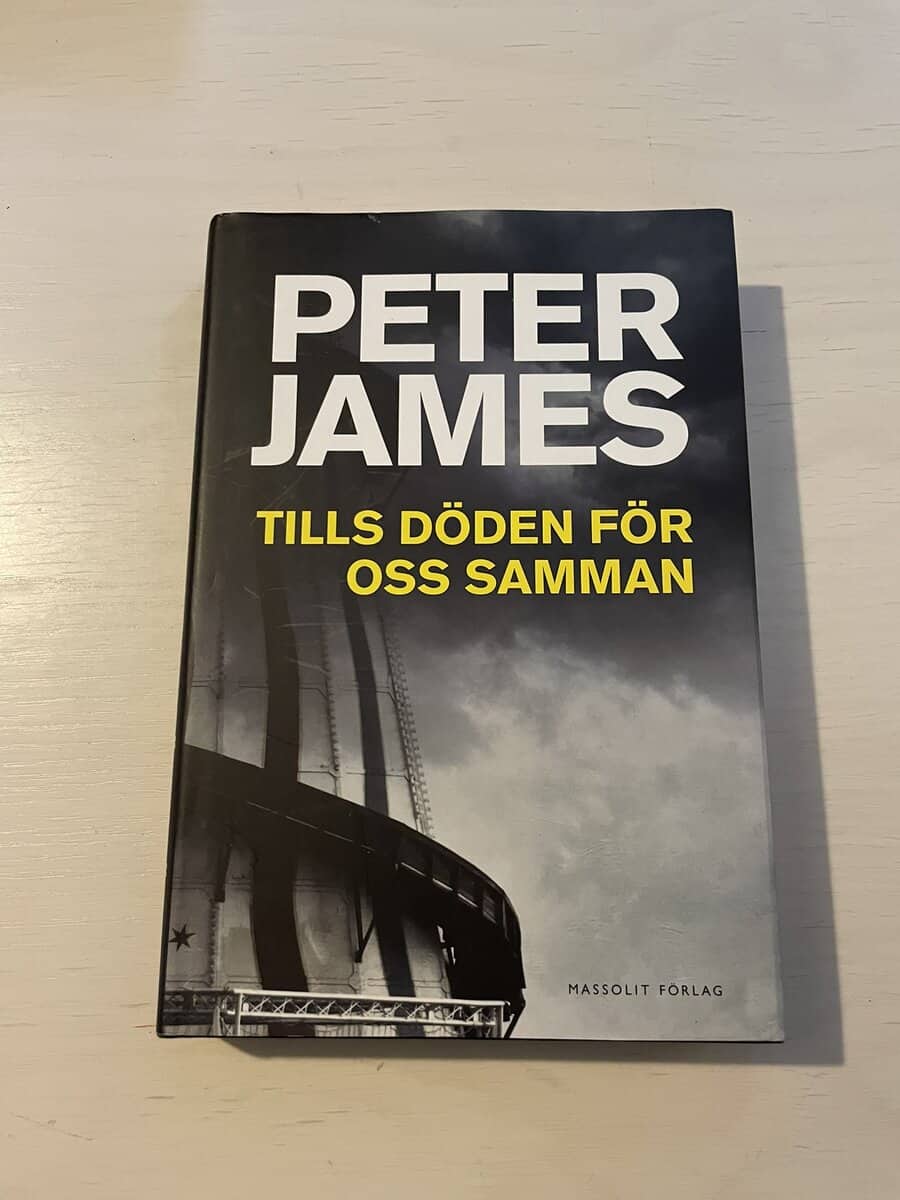 Peter James : Tills döden för oss samman