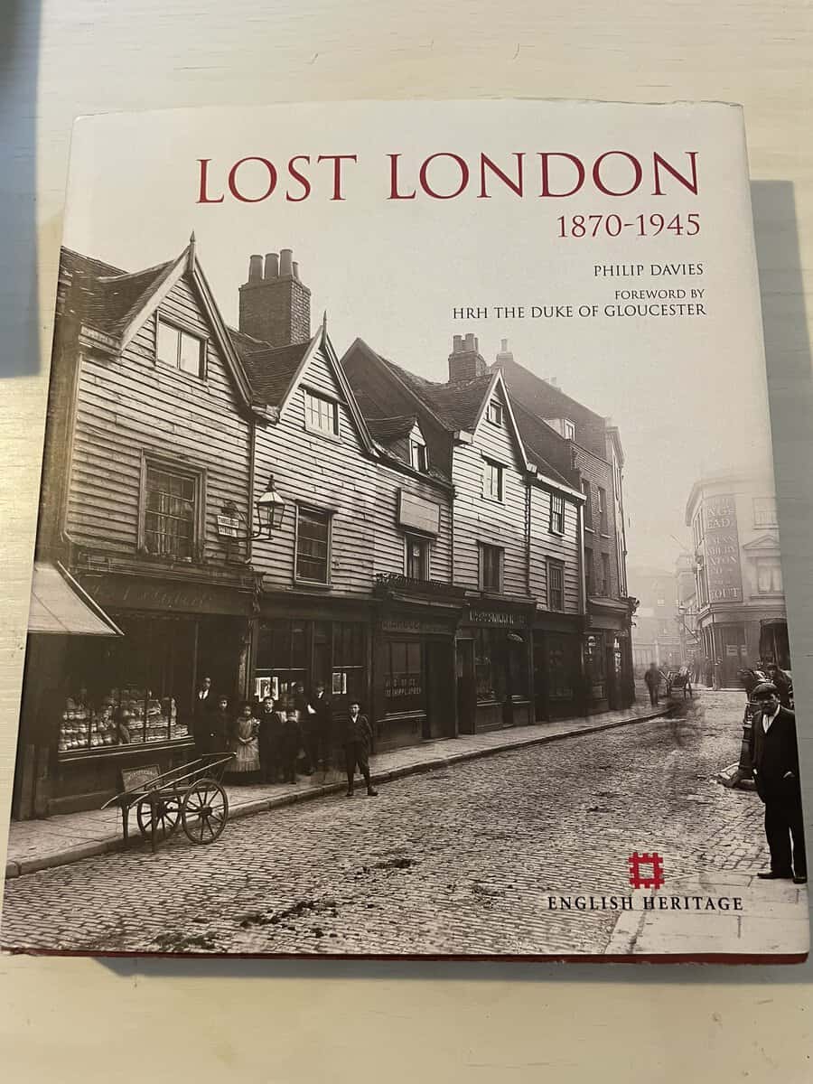 Philip. Davies : Lost London