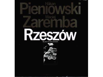 Pieniowski, Håkan (foto) ; Zaremba, Maciej (text) : Rzeszów. Bland polska bönder