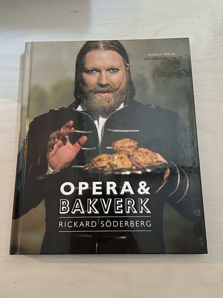 Rickard Söderberg : Opera & bakverk