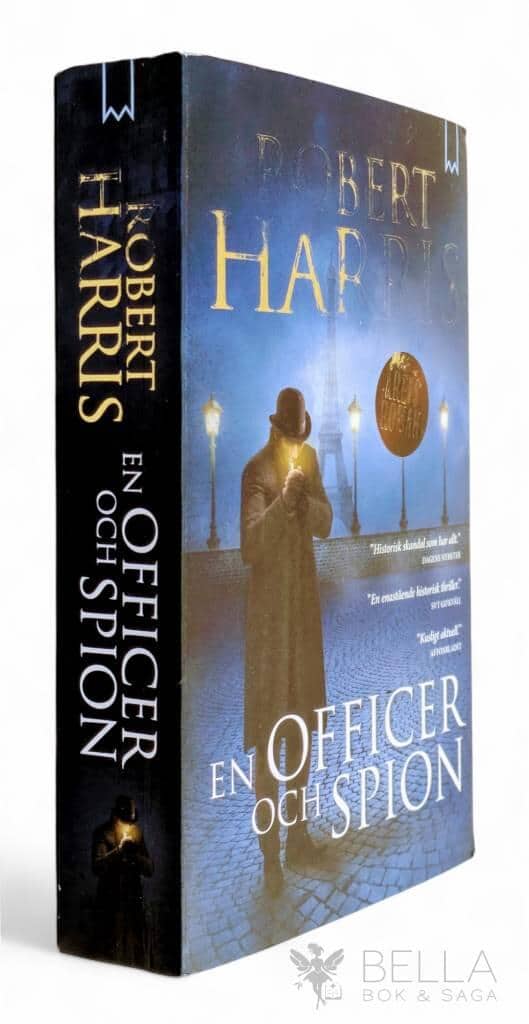 Robert Harris : En officer och spion