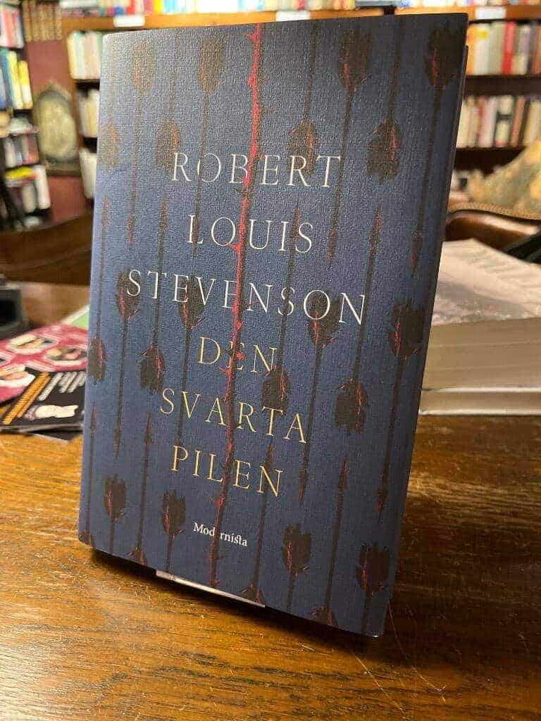 Robert Louis Stevenson : Den svarta pilen