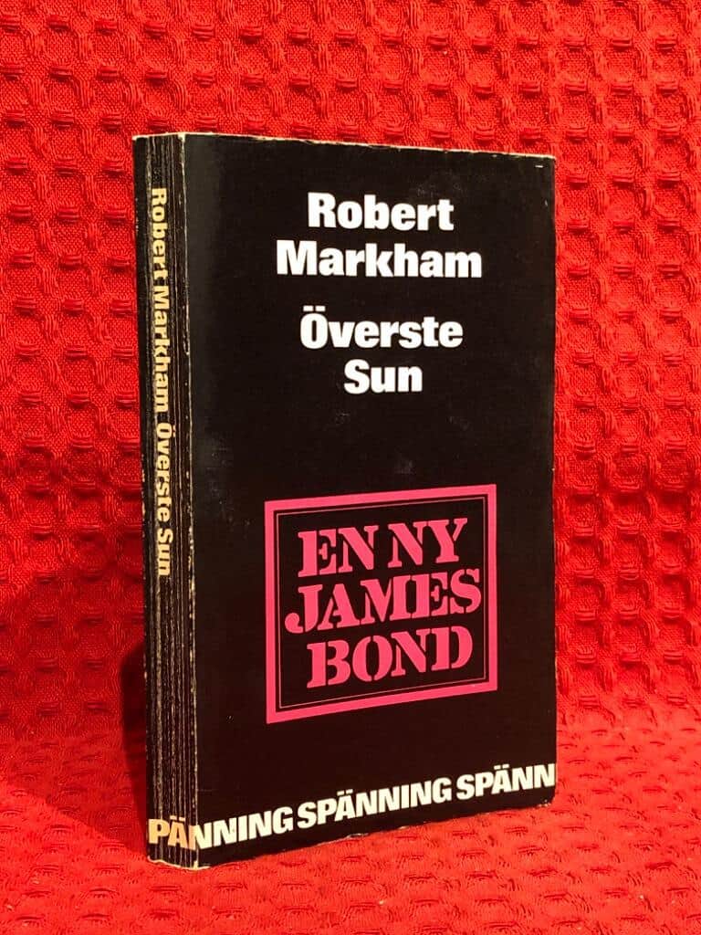 Robert Markham : Överste Sun