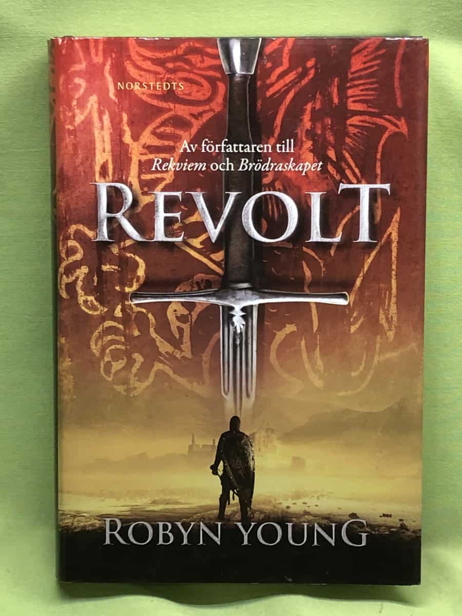 Robyn Young : Revolt