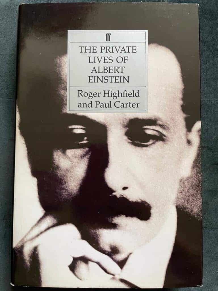 Roger Highfield : The private lives of Albert Einstein