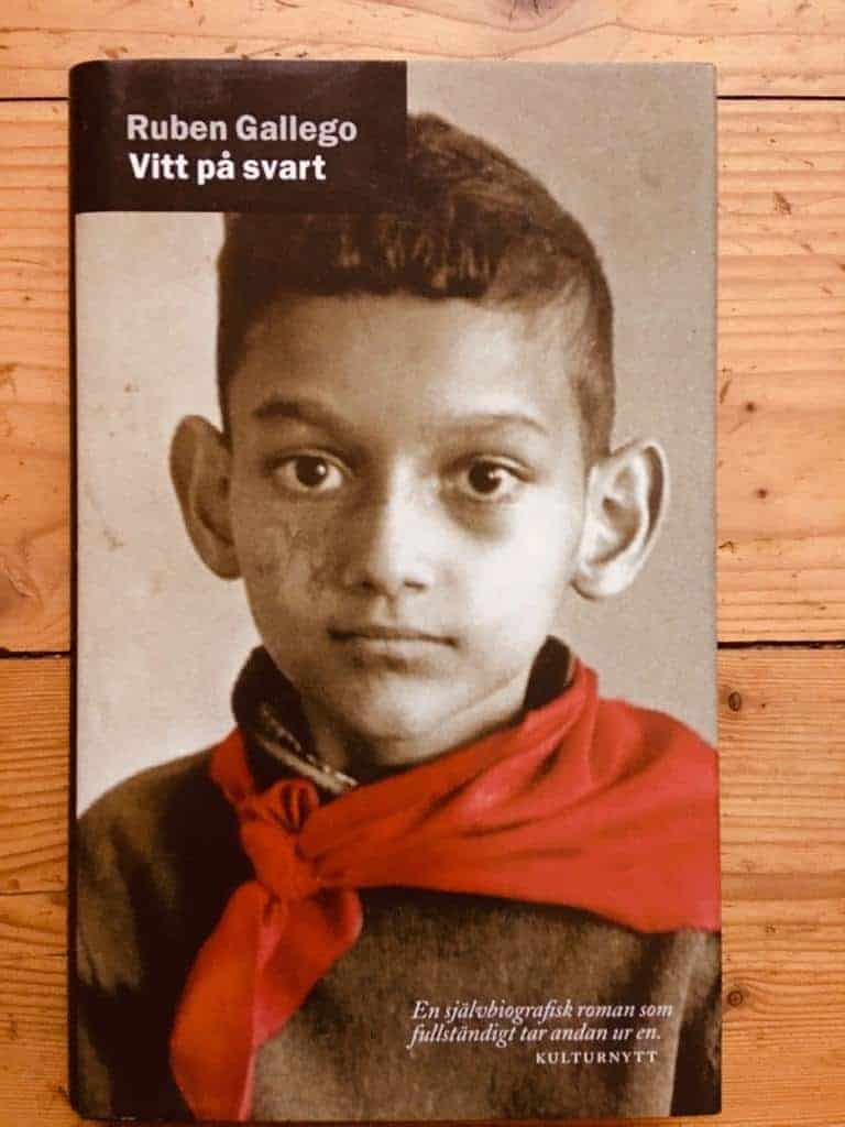 Ruben Gallego : Vitt på svart