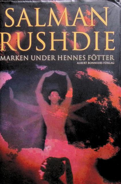 SALMAN RUSHDIE : Marken under hennes fötter