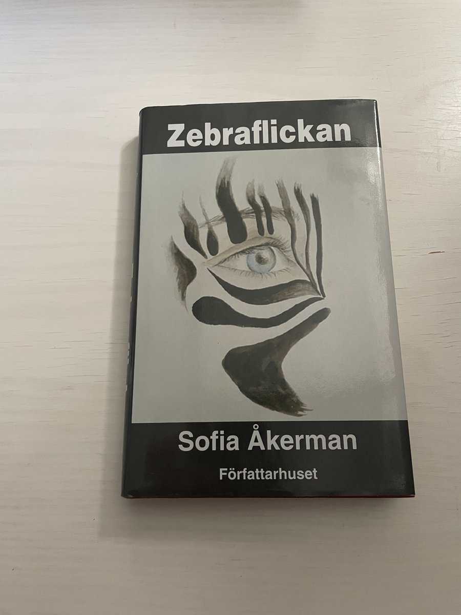 Sofia Åkerman : Zebraflickan