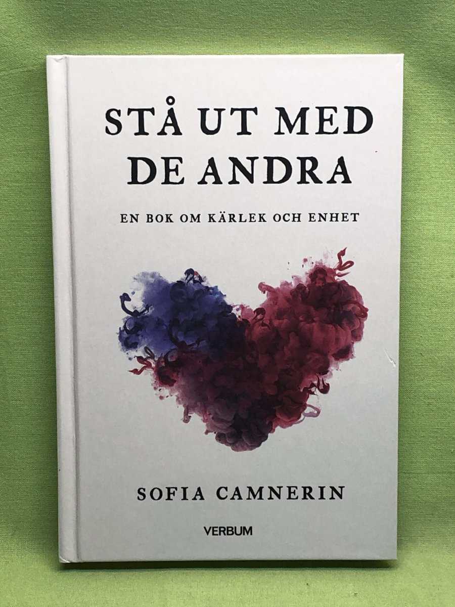 Sofia Camnerin : Stå ut med de andra