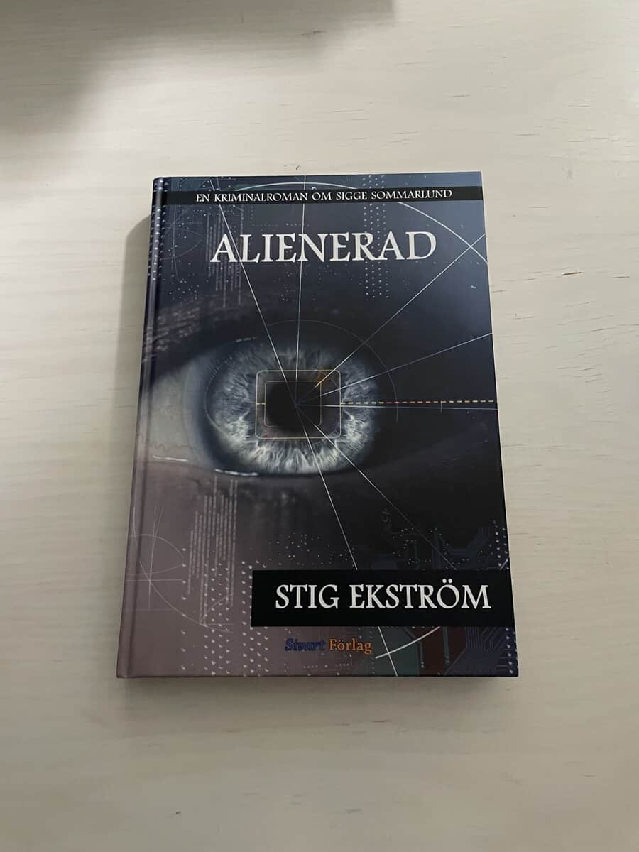 Stig Ekström : Alienerad