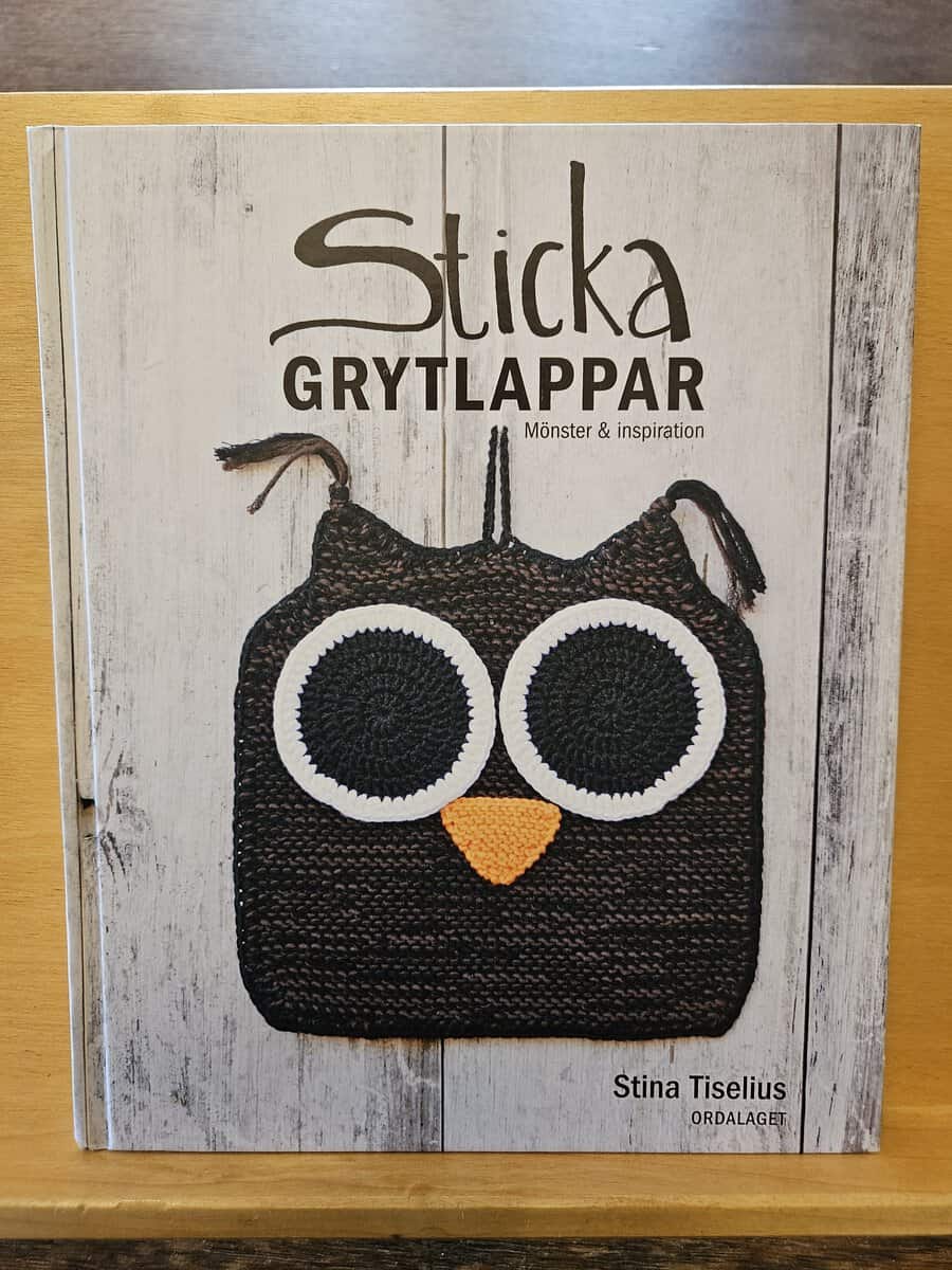 Stina Tiselius : Sticka grytlappar