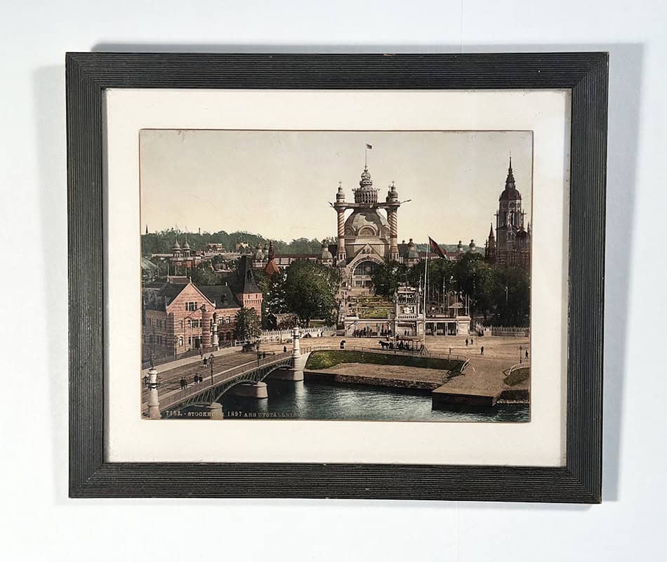 [Stockholmsutställningen 1897 ; Industrihallen] : 7153. - STOCKHOLM. 1897 ÅRS UTSTÄLLNING [=tryckt i guld nedre vänstra hörn]