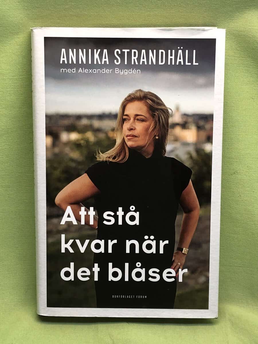 Strandhäll, Annika, Bygdén, Alexander : Att stå kvar när det blåser