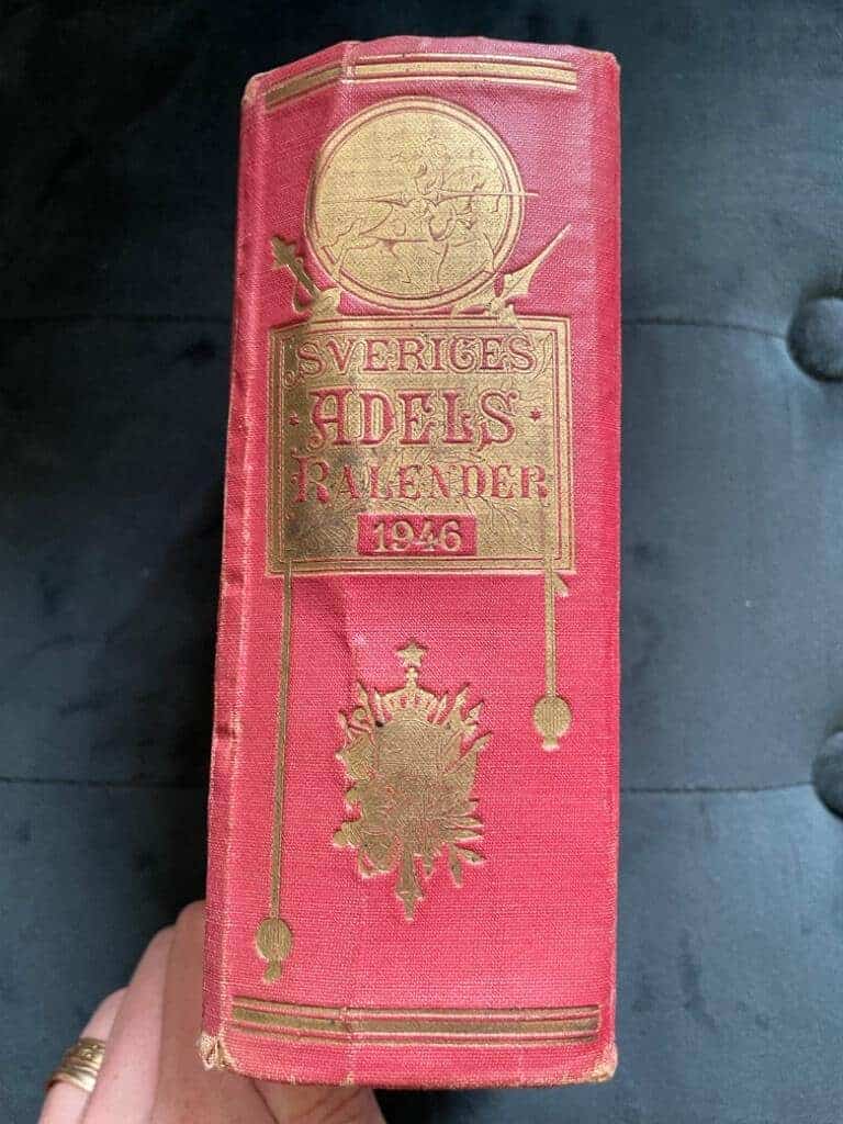 Sveriges ridderskaps och adels kalender [ Adelskalender ] 1946