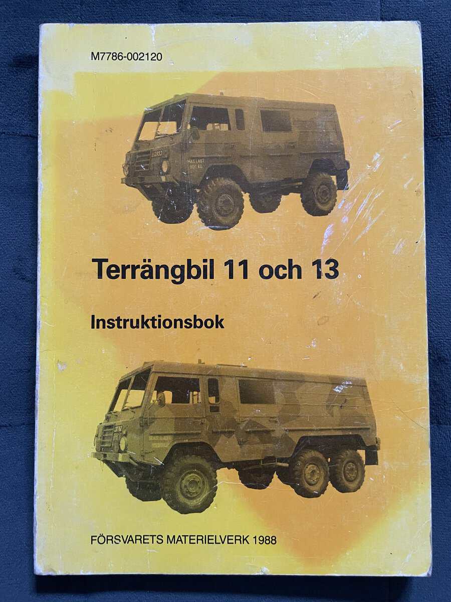 Terrängbil 11 och 13