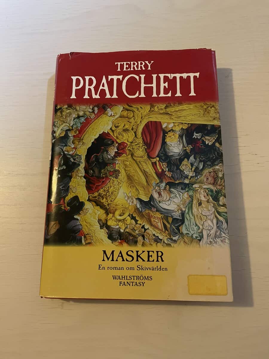Terry Pratchett : Masker - en roman om Skivvärlden