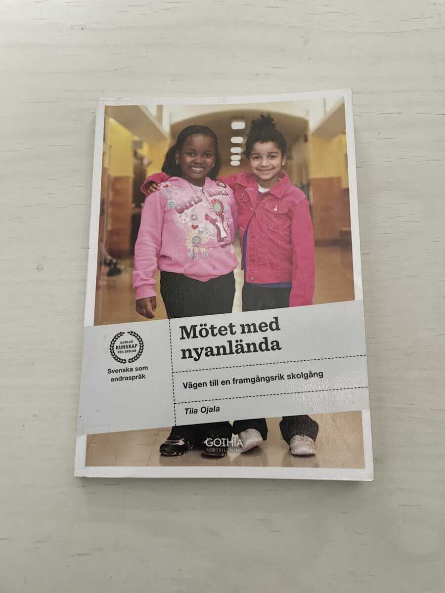 Tiia Ojala : Mötet med nyanlända