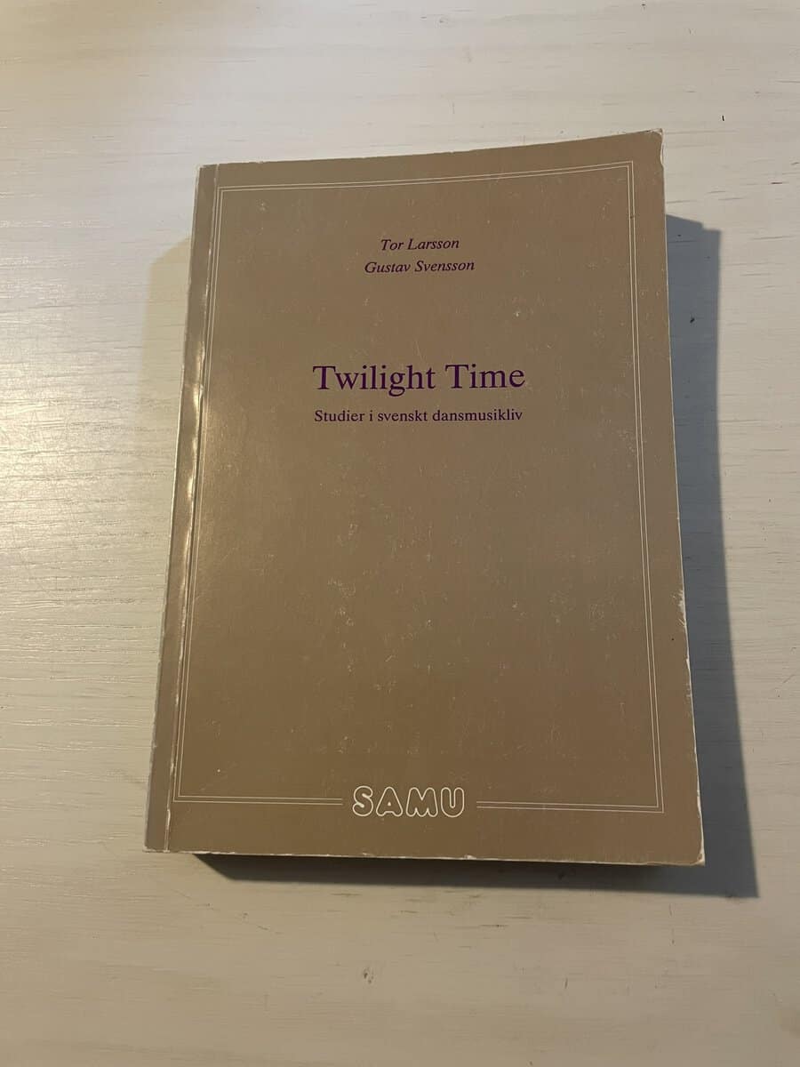 Tor Larsson : Twilight time