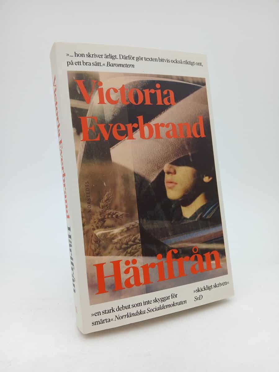 Victoria Everbrand : Härifrån