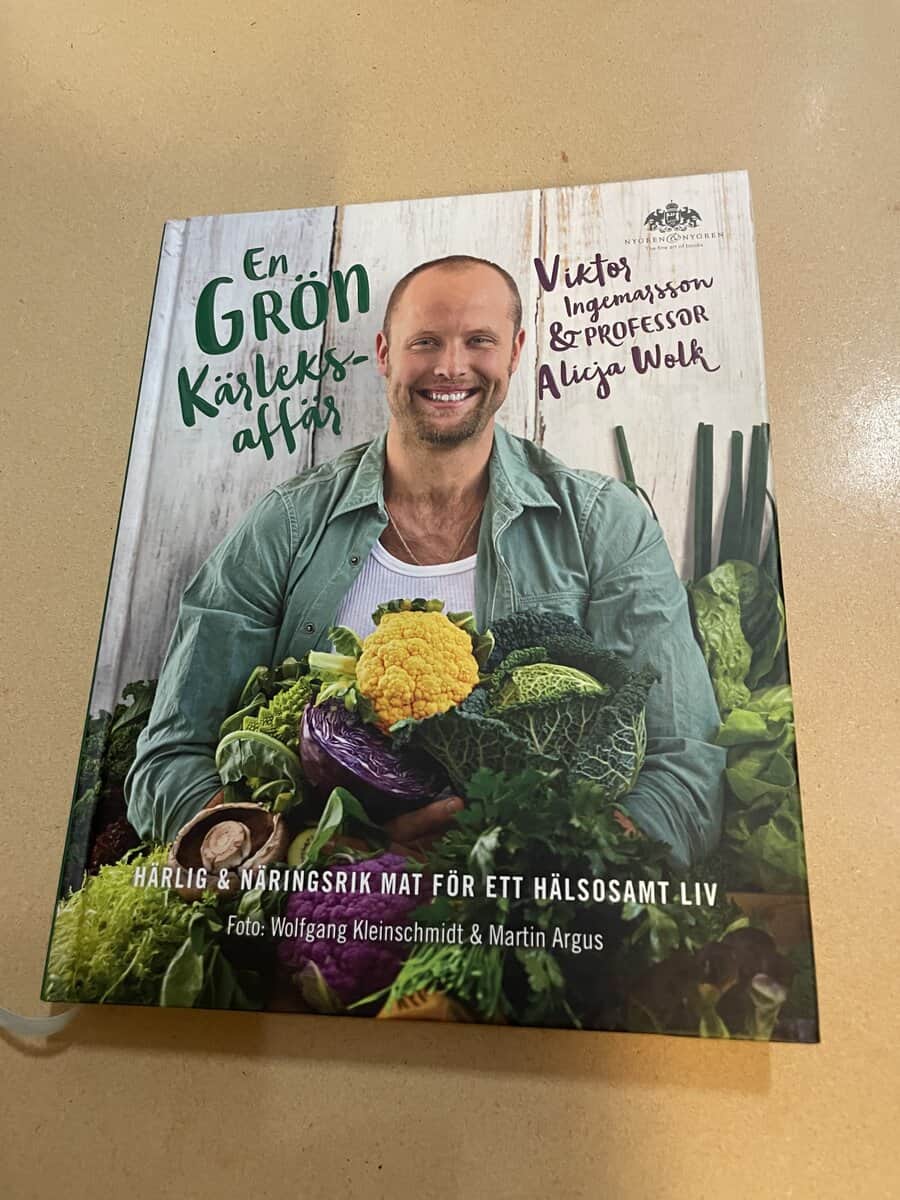 Viktor Ingemarsson : En grön kärleksaffär [härlig & näringsrik mat för ett hälsosamt liv]