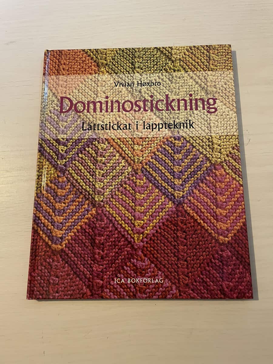 Vivian Høxbro : Dominostickning