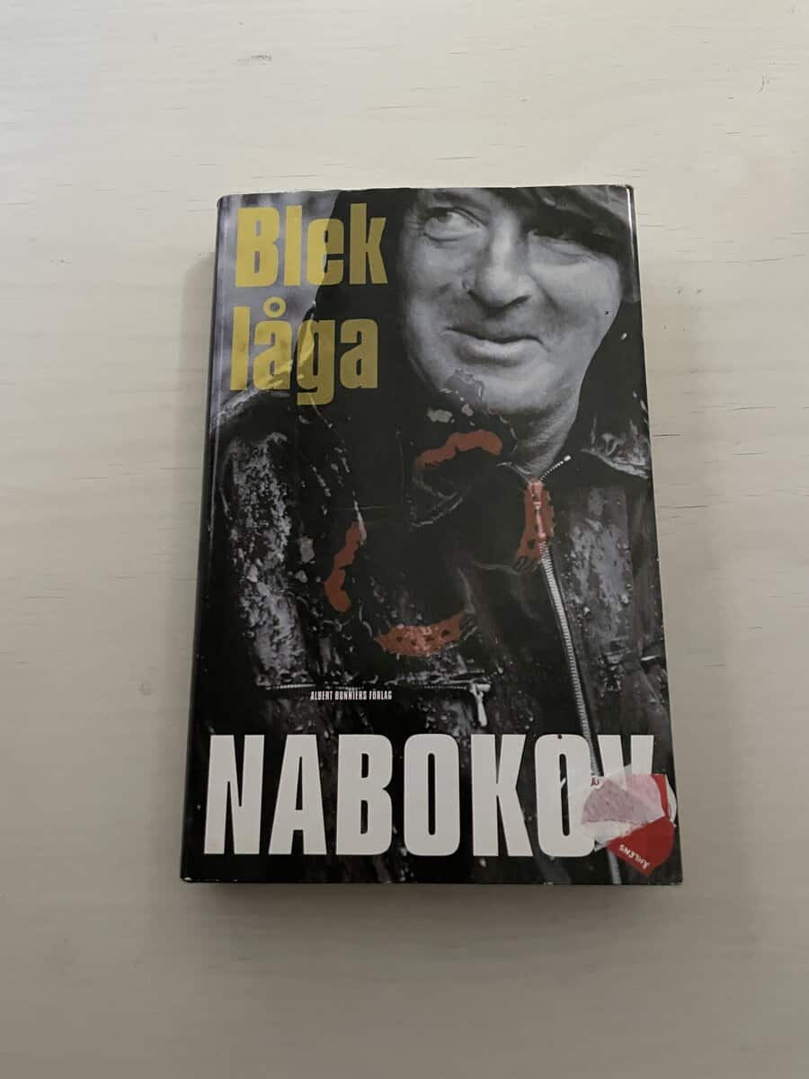 Vladimir Vladimirovi Nabokov : Blek låga