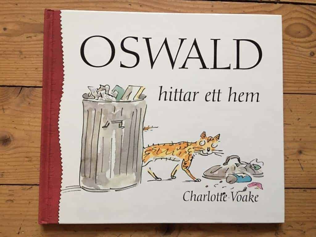 Voake, Charlotte ; Berg, Ulrika : Oswald hittar ett hem