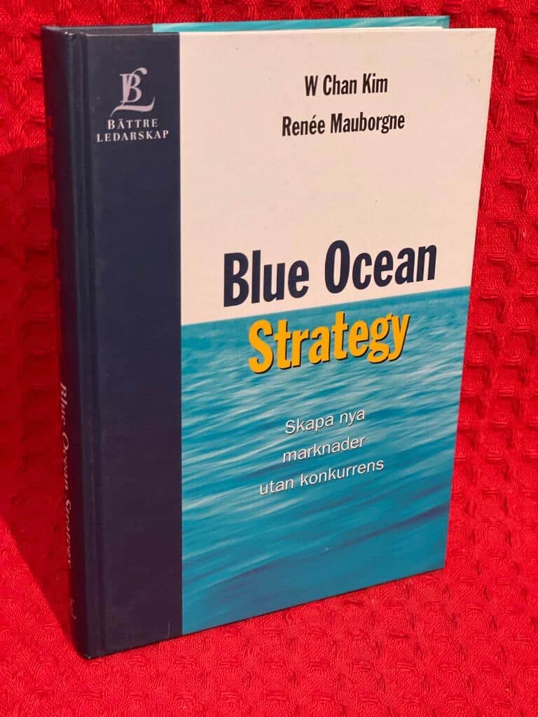 W. Chan Kim : Blue ocean strategy