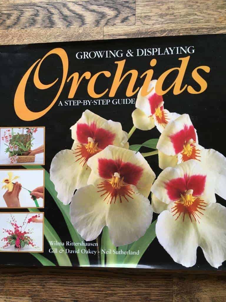 W m fl- Rittershausen : Growing and displaying Orchids. A step-by-step guide.