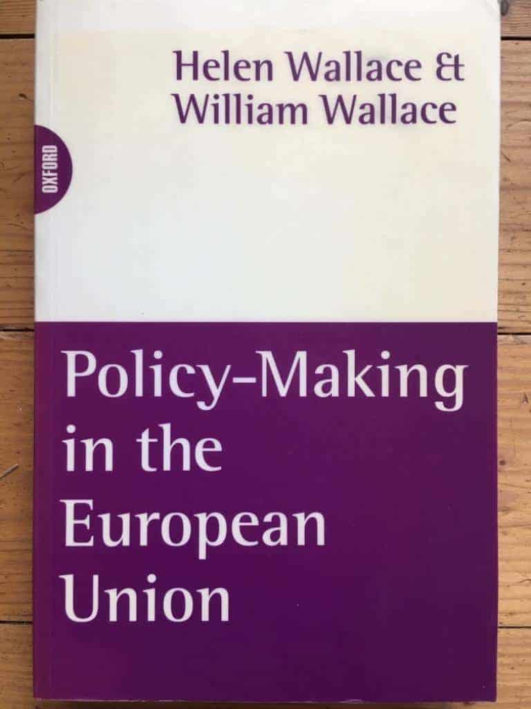 Wallace, Helen ; Wallace, William : Policy-making in the European Union