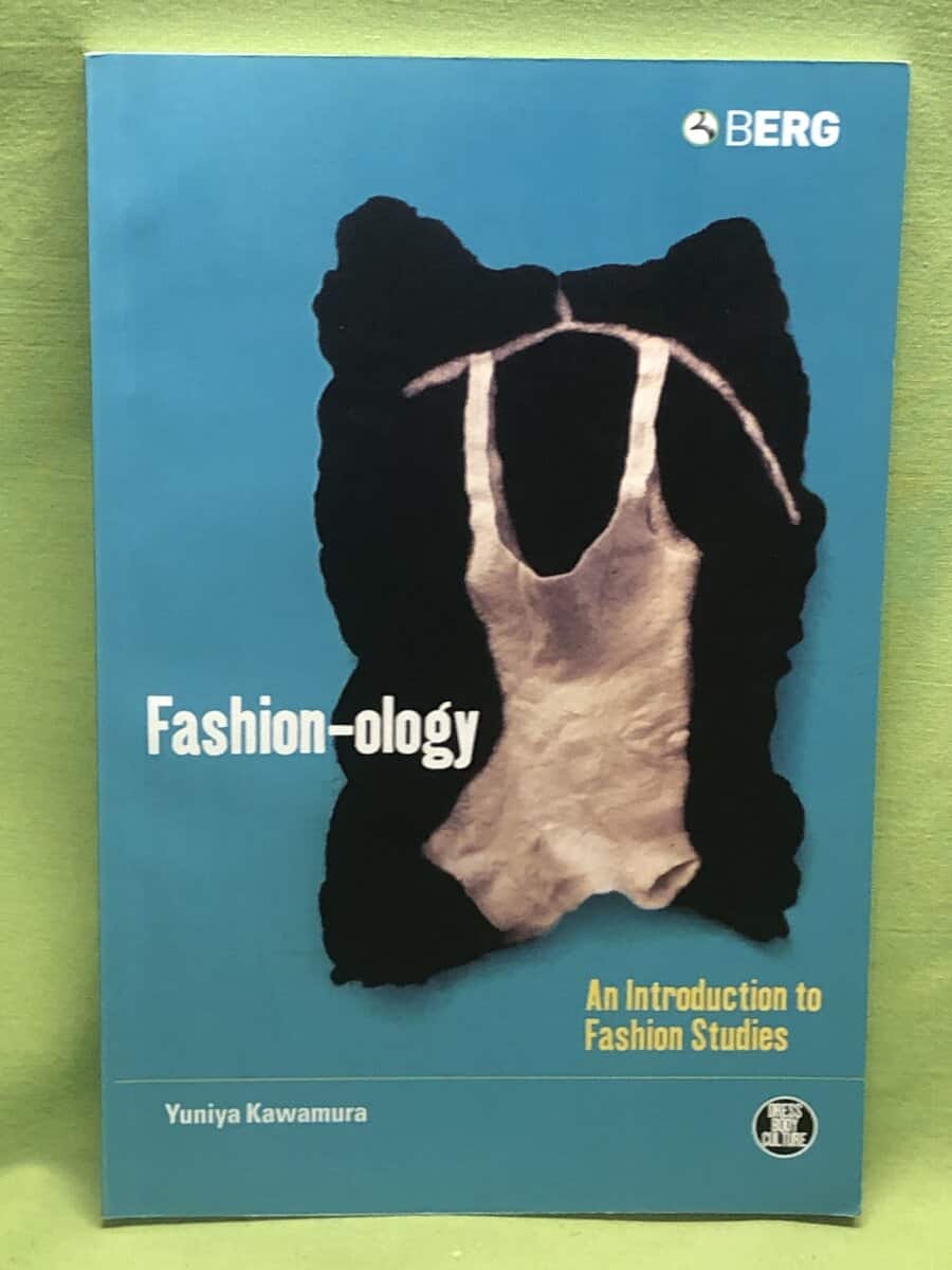 Yuniya Kawamura : Fashion-ology